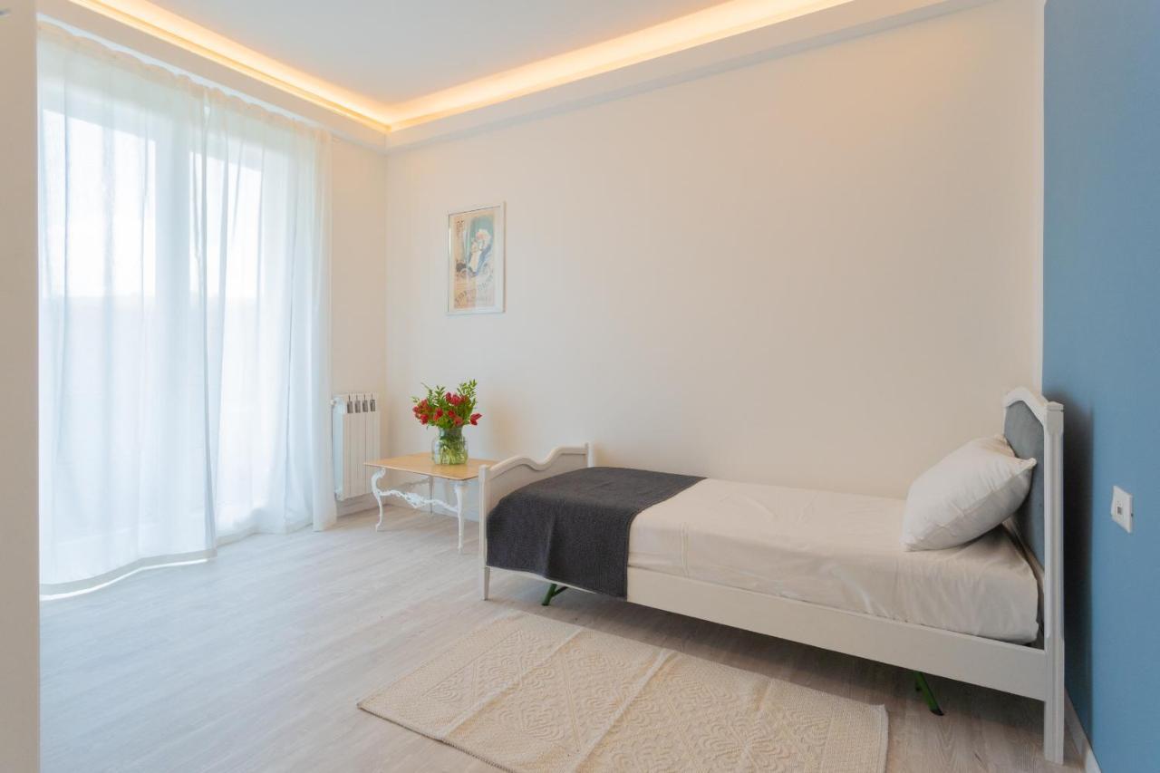 Acqua Chiara Apartment By Rent All Como Dongo Exteriör bild